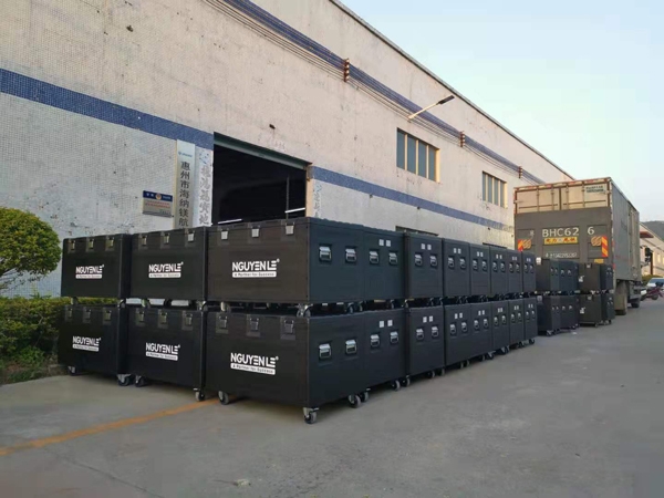 什么地方定制航空箱音响外壳子、价格多少?