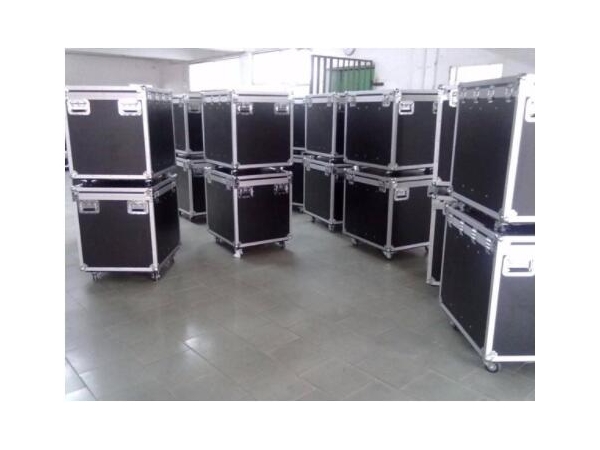 浅谈胶合卡板在包装中的优势